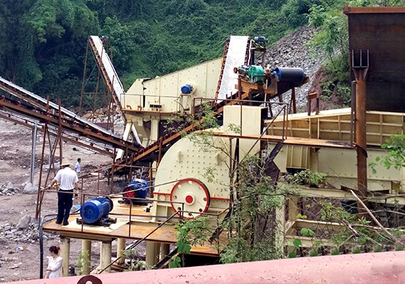300t/h hammer crusher for stone crushing plant in Kazakhstan